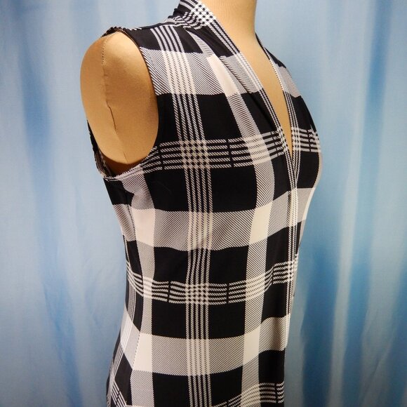 Calvin Klein Black & White Plaid V-Neck Small Sleeveless Career Top EUC - Picture 5 of 12